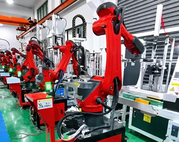 Que equipamento de suporte é necessário para robôs CNC?